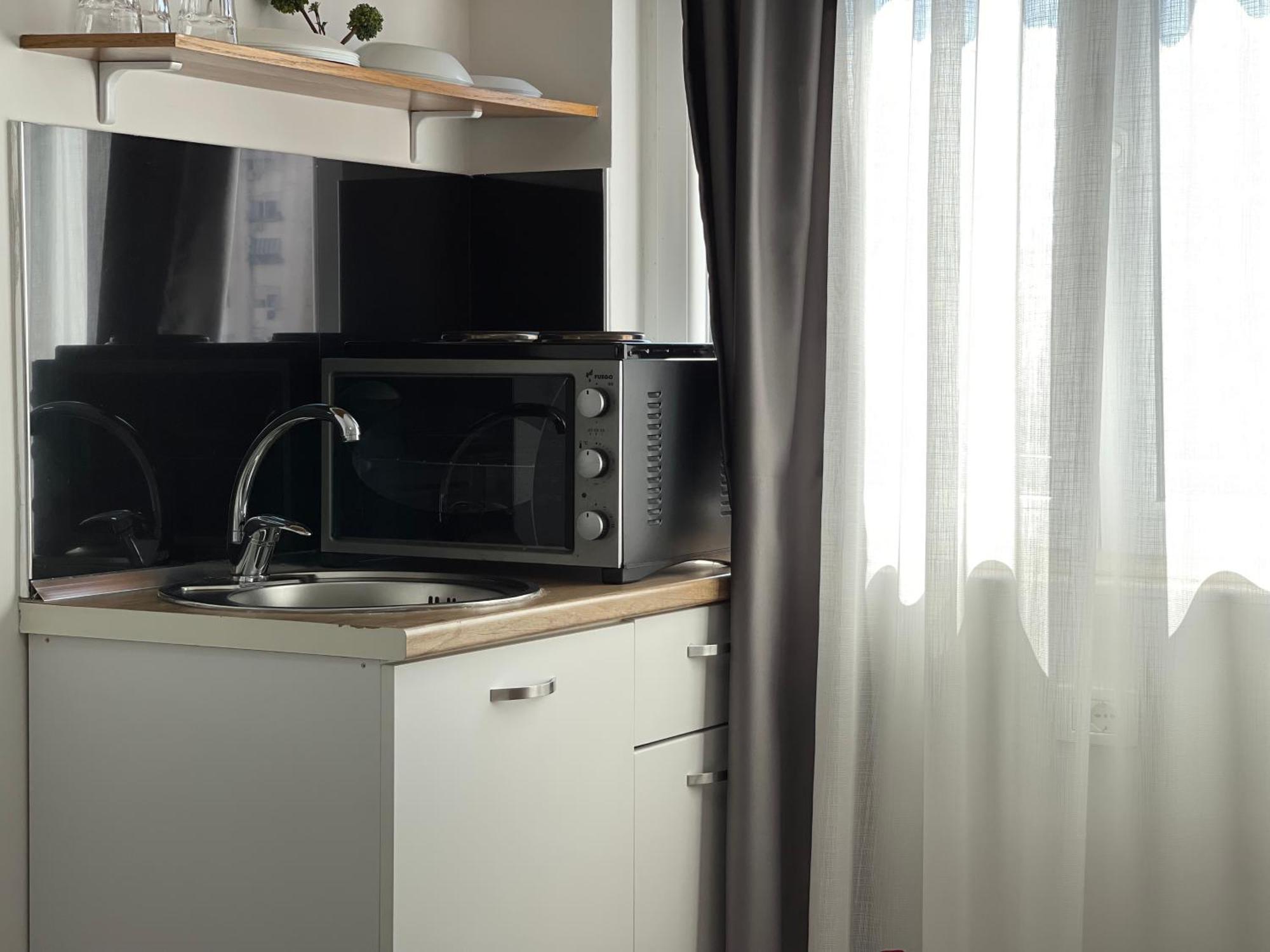 Central Studio Apartments Tirana Room photo